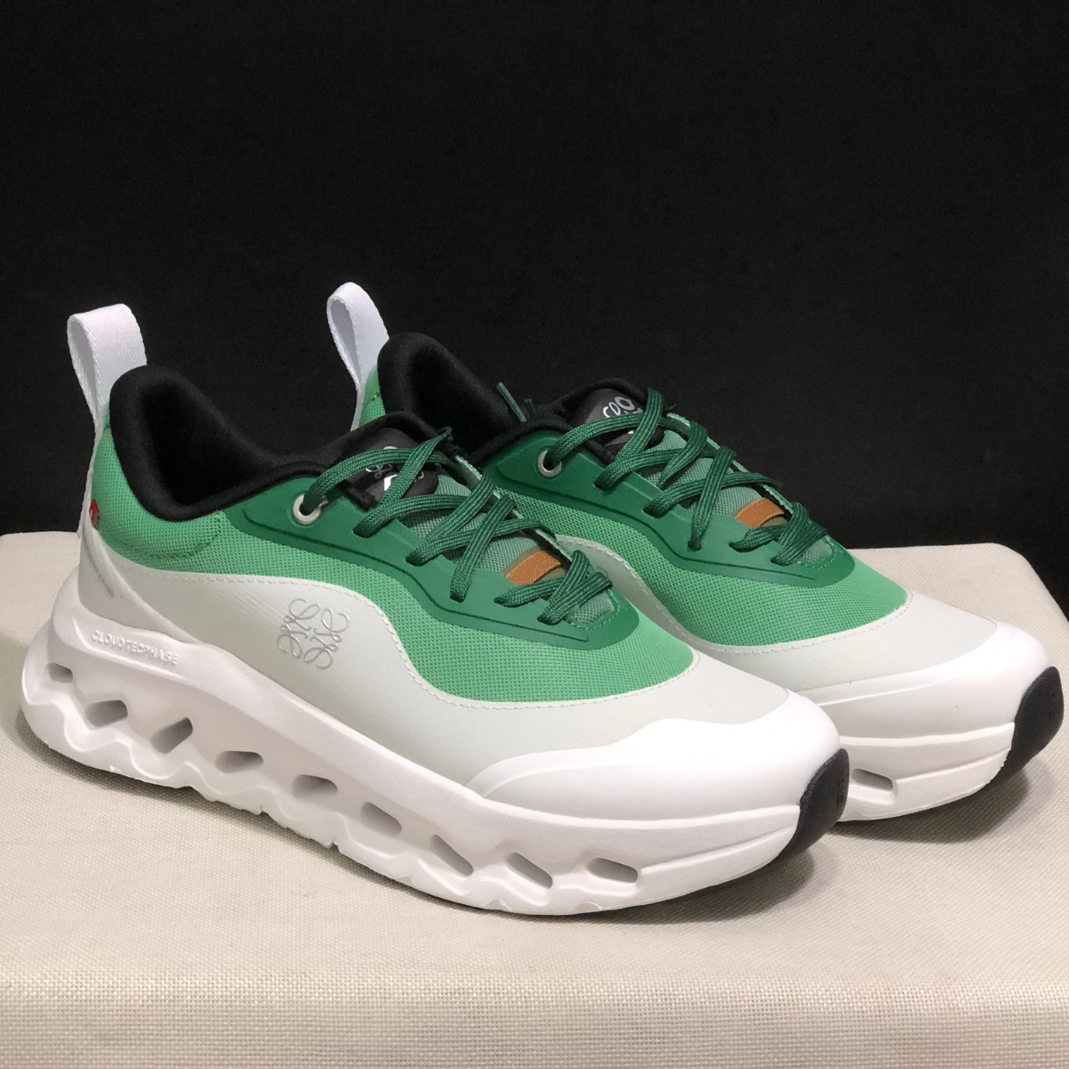 Cloudtilt Loewe — Vert